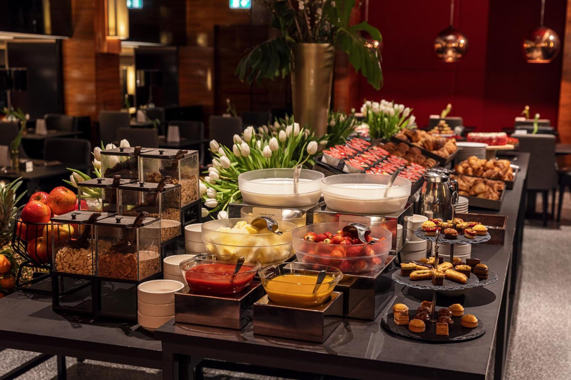 Starhotels Ritz Milano Ngoại thất bức ảnh