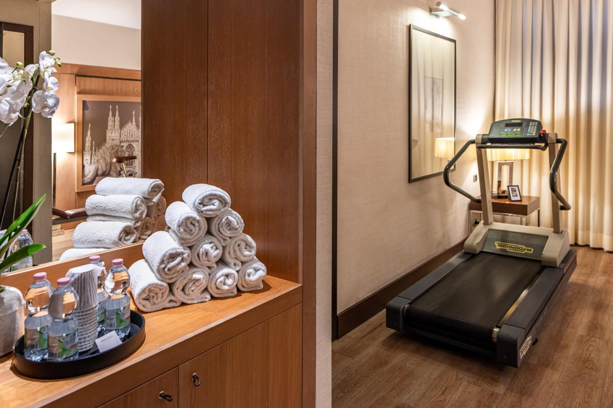 Starhotels Ritz Milano Ngoại thất bức ảnh