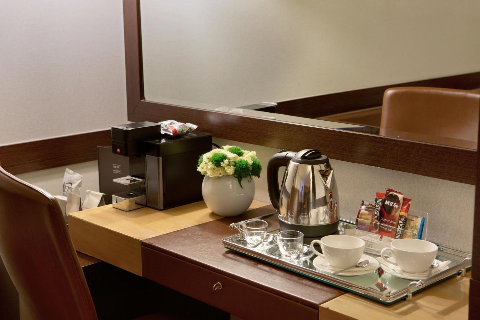 Starhotels Ritz Milano Phòng bức ảnh