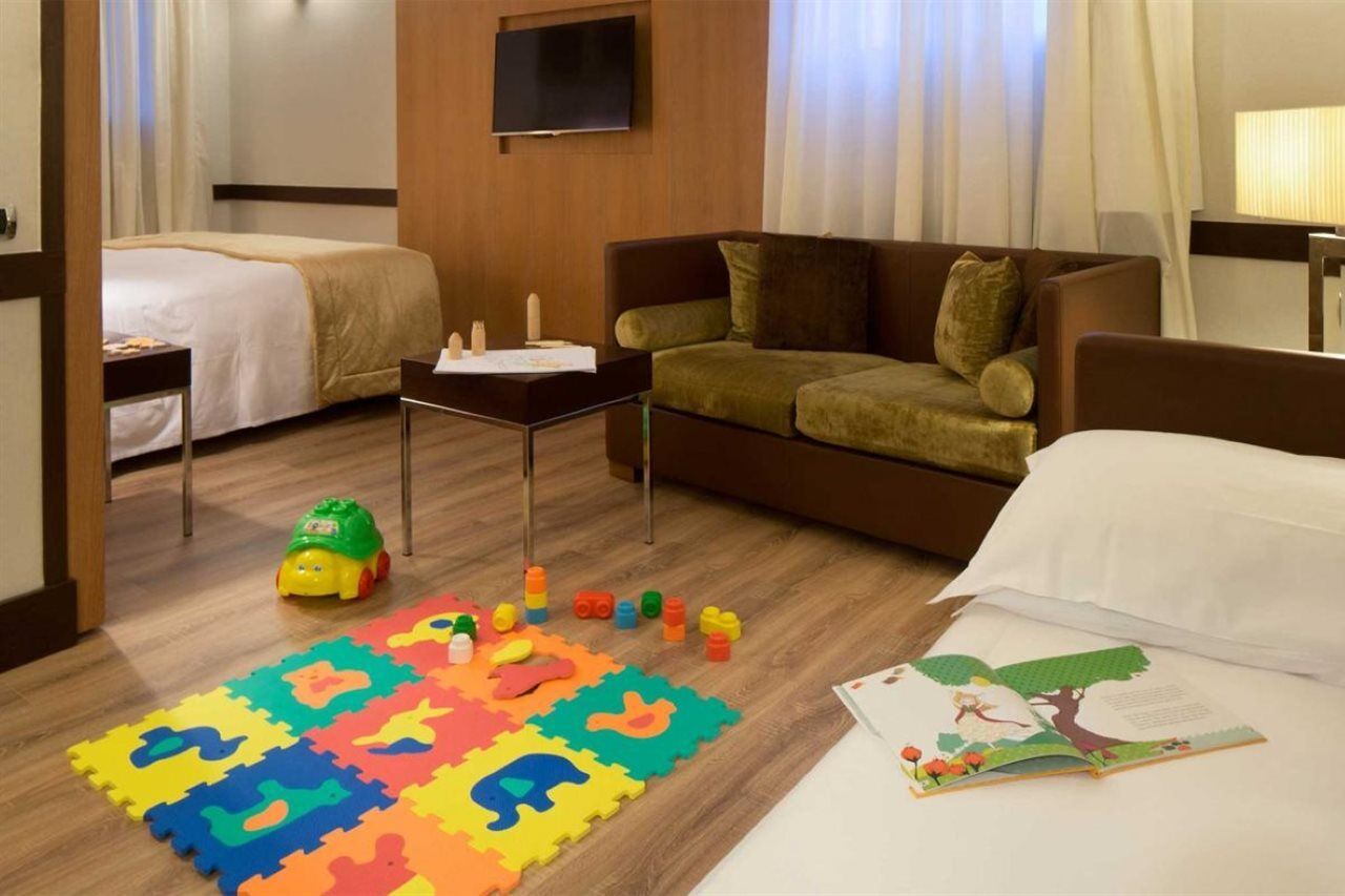 Starhotels Ritz Milano Ngoại thất bức ảnh